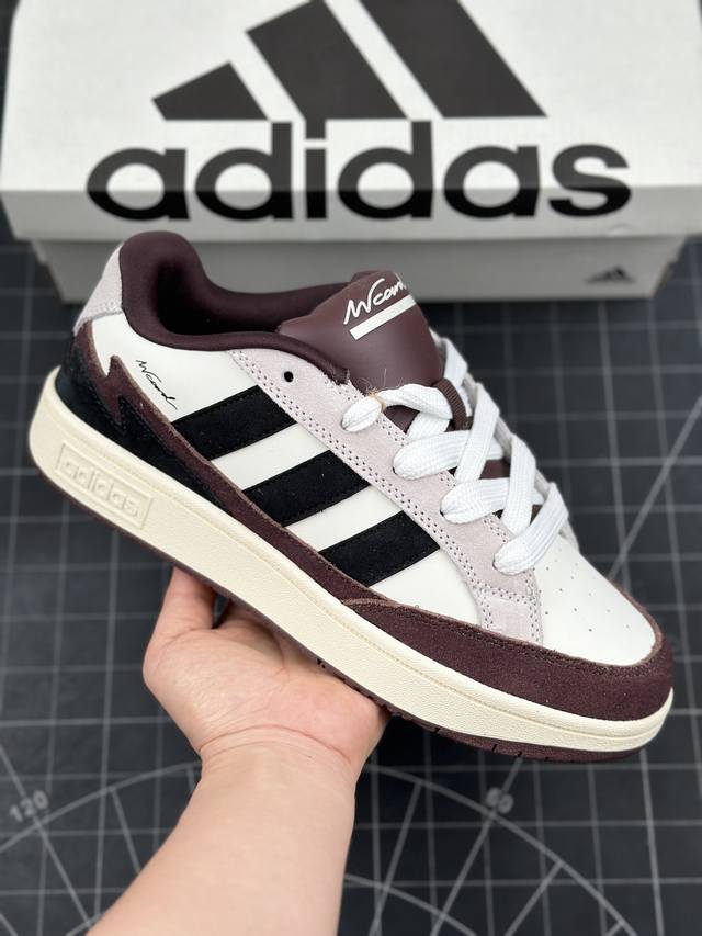 阿迪达斯adidas Wcard Adv学院系列 经典复古低帮百搭网球运动休闲鞋 这款adidas Card低帮经典运动鞋，助你舒适自信活动。采用实穿皮革鞋面和