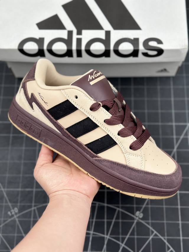 阿迪达斯adidas Wcard Adv学院系列 经典复古低帮百搭网球运动休闲鞋 这款adidas Card低帮经典运动鞋，助你舒适自信活动。采用实穿皮革鞋面和