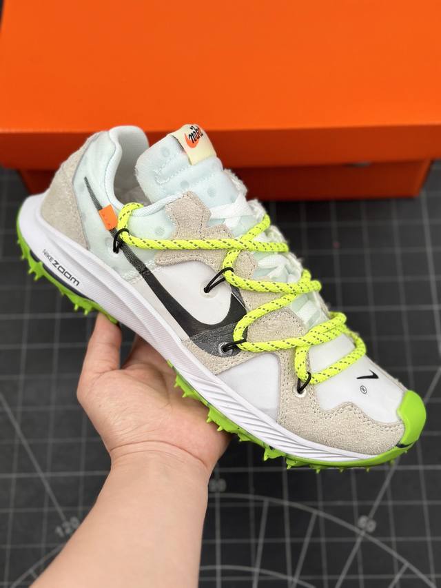 全新联名off-White X Nike Zoom Terra Kiger 5 Athlete In Progress 田径系列低帮解构潮流软钉外底越野跑鞋“白