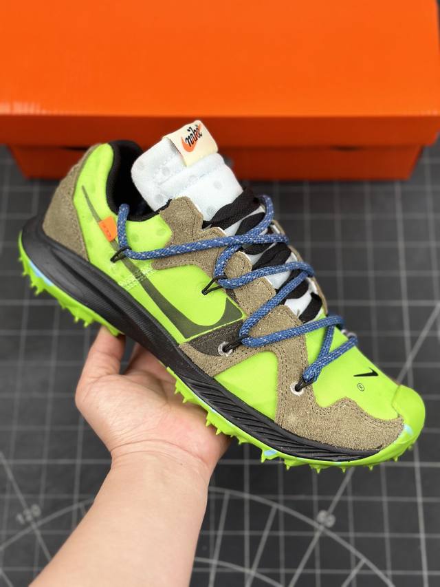 全新联名off-White X Nike Zoom Terra Kiger 5 Athlete In Progress 田径系列低帮解构潮流软钉外底越野跑鞋“黑