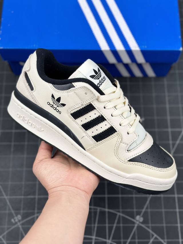 Adidas 阿迪达斯 Forum 84 Low Cl Shoes罗马系列 饰有摩登细节的forum 经典板鞋运动鞋休闲篮球运动鞋 当adidas Forum篮