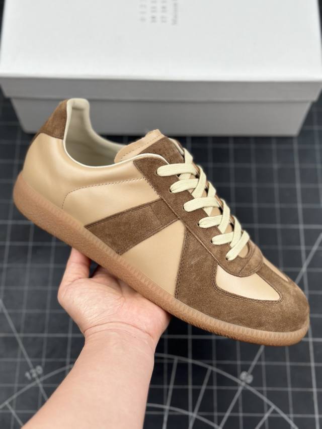 风靡全球mm6网红小白鞋，比利时著名设计师品牌-马丁 马吉拉 Maison Margiela 22 Classic Replica Leather Low Sn