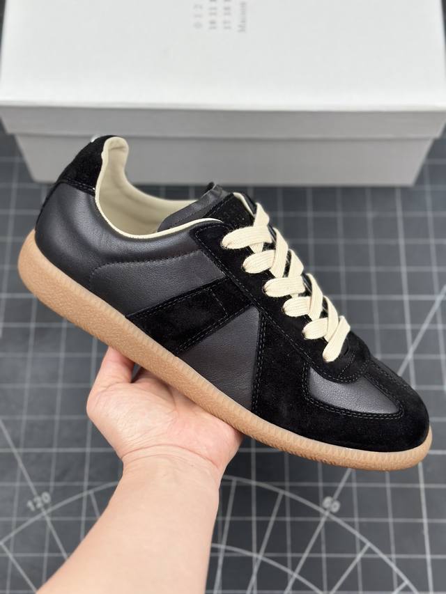 风靡全球mm6网红小白鞋，比利时著名设计师品牌-马丁 马吉拉 Maison Margiela 22 Classic Replica Leather Low Sn