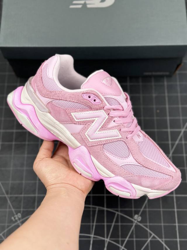 Joe Freshgoods X New Balance Nb9060 联名款 复古休闲运动慢跑鞋 #鞋款灵感源自设计师本人对夏日的怀日回忆。鞋面大身由空间双格