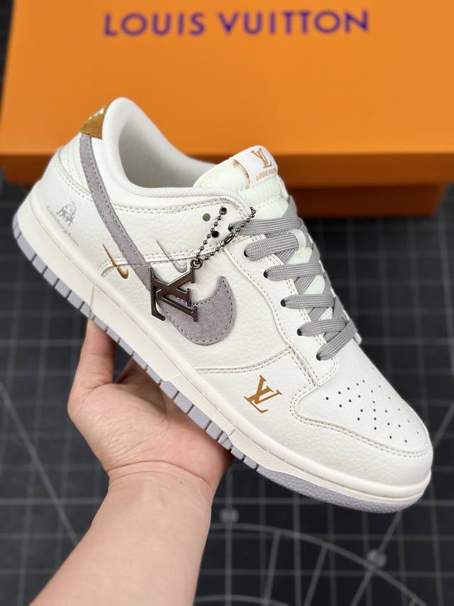 Nk Sb Dunk Low Lv联名-米灰兰博基尼 周年高端定制 低帮休闲板鞋 #定制鞋盒 大厂纯原品质出货 超高清洁度 皮料切割干净无任何毛边 细节完美 货