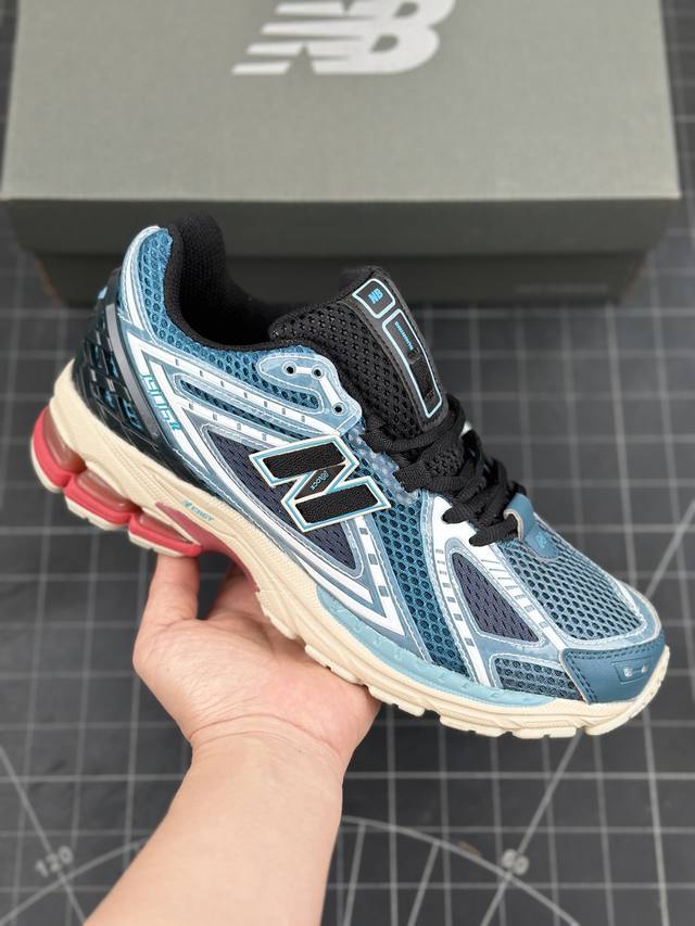 新百伦 New Balance M 6系列 复古运动鞋单品宝藏老爹鞋 作为nb最经典的档案鞋型之一，与2002一样， 6有着nb最成熟的技术加持和复古款式，而本