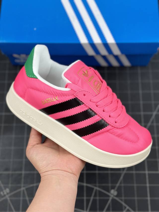 阿迪达斯 Adidas Originals Gazelle Home W 桑巴居家系列室内外秋冬超轻量上脚一脚蹬保暖慵懒休闲面包棉鞋 超级丑萌可爱的胖墩外表 不