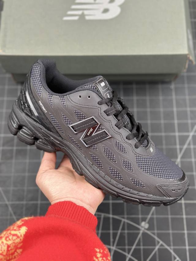 公司级new Balance M 6系列 复古单品宝藏老爹鞋款 复古元素叠加 质感超级棒 楦版型材料细节做工精细 作为nb最经典的档案鞋型之一 与2002一样，