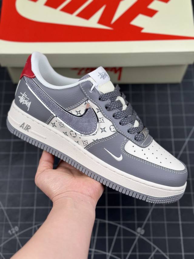 Nk Air Force 1'07 Low 斯图西联名-米灰红印花 空军一号 低帮休闲板鞋 #原楦头原纸板 原装鞋盒 定制五金配件 内置全掌气垫 原厂鞋底 货号