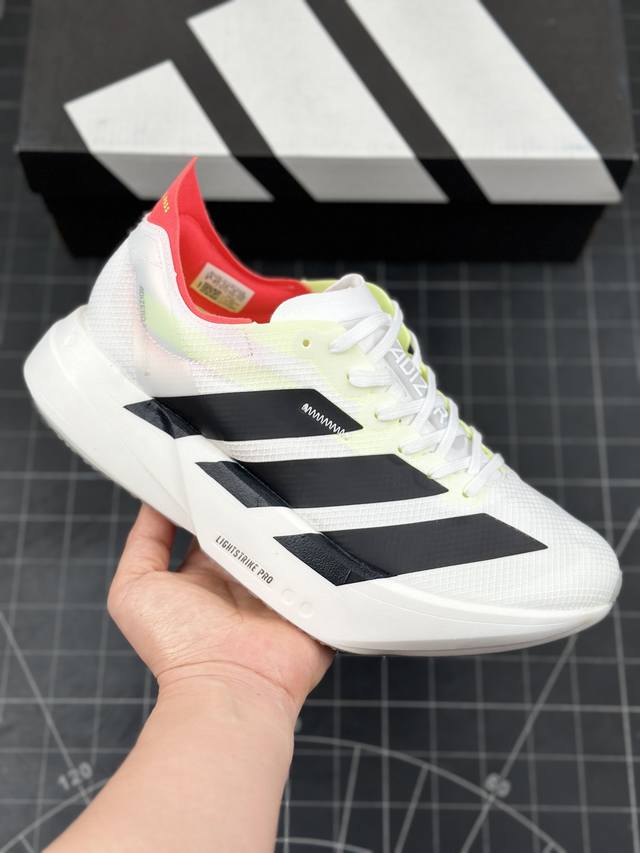 公司级adidas Adizero Adios 4 M马拉松飞线贾卡轻质透气休闲运动跑步鞋 采用双层透气网纱 Flywire动态飞线绑缚鞋面材质 内置zoom小