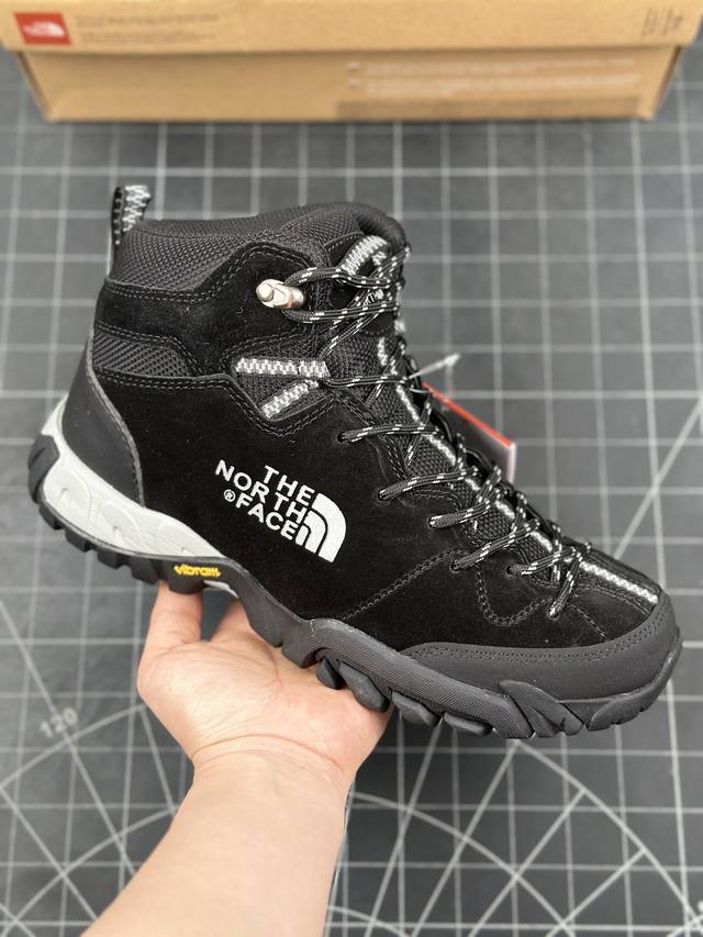 公司级著名户外品牌-北面 The North Face Cedar Mesa High 雪松梅萨系列高帮系带户外风徒步登山运动训练鞋“麂皮黑白加绒版” 原楦型开