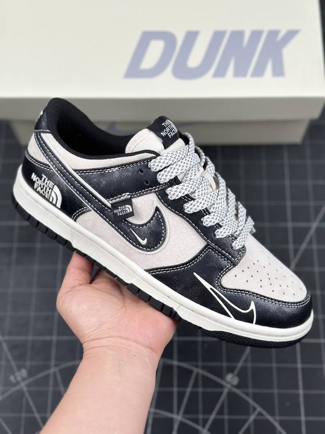 Nk Sb Dunk Low 北面系列-漆皮黑勾 周年高端定制 低帮休闲板鞋 #定制鞋盒 大厂纯原品质出货 超高清洁度 皮料切割干净无任何毛边 细节完美 货号：