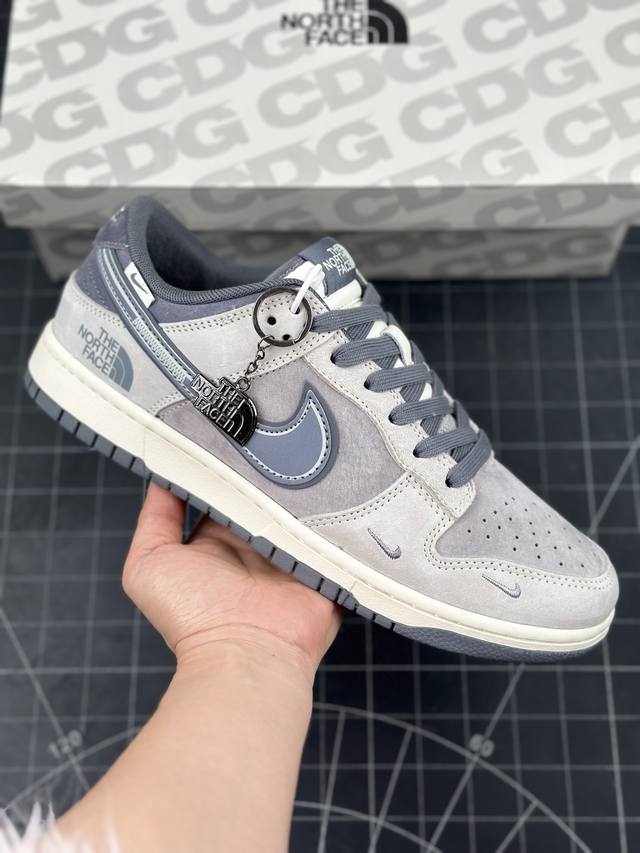 Nk Sb Dunk Low 北面系列-猪八深蓝勾 周年高端定制 低帮休闲板鞋 #定制鞋盒 大厂纯原品质出货 超高清洁度 皮料切割干净无任何毛边 细节完美 货号