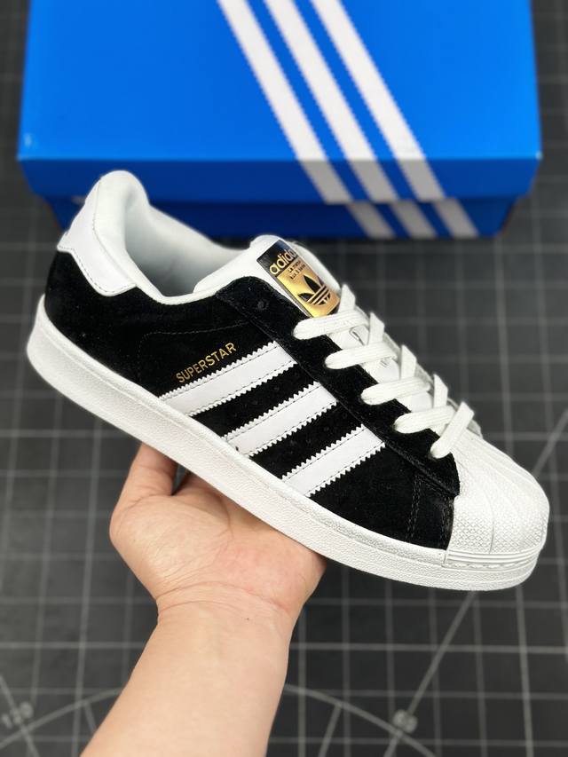 公司级adidas Originals Superstar 贝壳头系列低帮经典百搭休闲运动板鞋 以现代时尚元素焕新演绎的经典运动鞋当你试图定义adidas Su