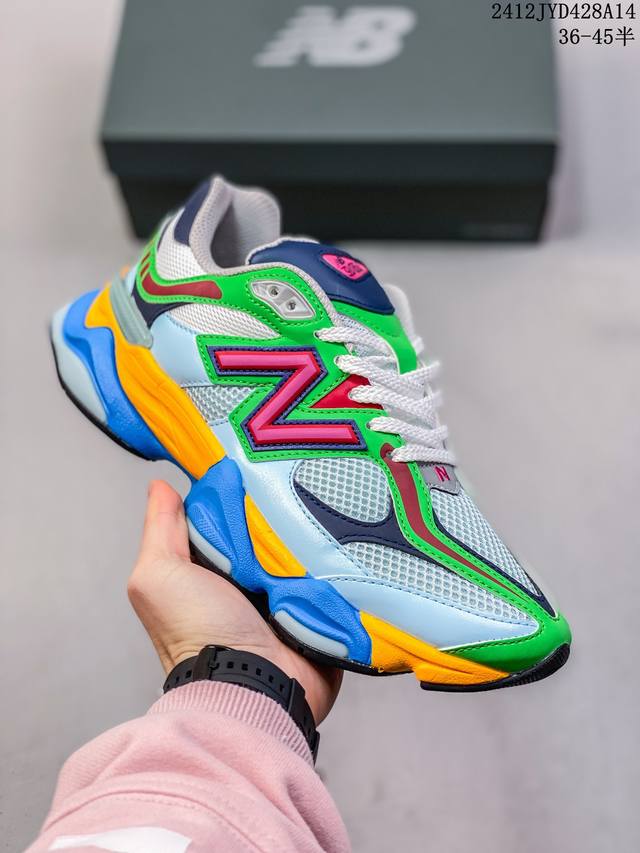 Joe Freshgoods X New Balance Nb9060 联名款 复古休闲运动慢跑鞋 鞋款灵感源自设计师本人对夏日的怀日回忆。鞋面大身由空间双格及