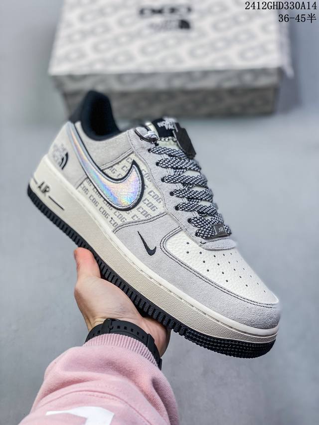 公司级耐克nike Air Force 1 Mid 07 空军一号低帮百搭休闲运动板鞋。柔软、弹性十足的缓震性能和出色的中底设计，横跨复古与现代的外型结合，造就