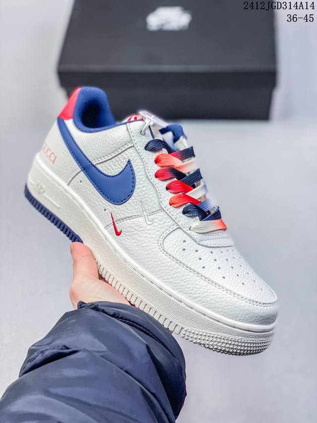 公司级耐克nike Air Force 1 Mid 07 空军一号低帮百搭休闲运动板鞋。柔软、弹性十足的缓震性能和出色的中底设计，横跨复古与现代的外型结合，造就