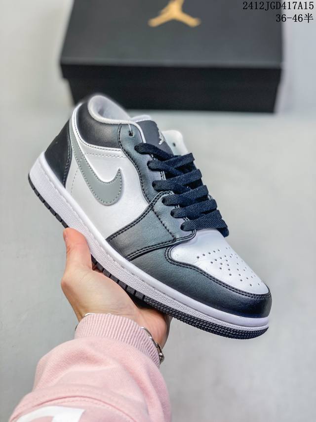 Air Jordan 1 Low Aj1乔1低帮休闲板鞋 同步官方配色 原档冲孔鞋头 正确满胶鞋垫 四线拉帮 原厂织唛标 鞋舌高弹海绵填充。 Size：35.5