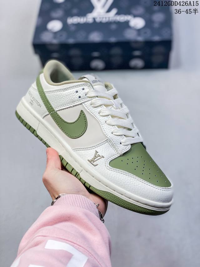 新款上新 Nk Sb Dunk Low Lv联名奶白抹茶绿 周年高端定制 低帮休闲板鞋 #高端定制鞋盒 原装头层材料 独家版型蒸餾加工 大厂纯原品质出货 超高清