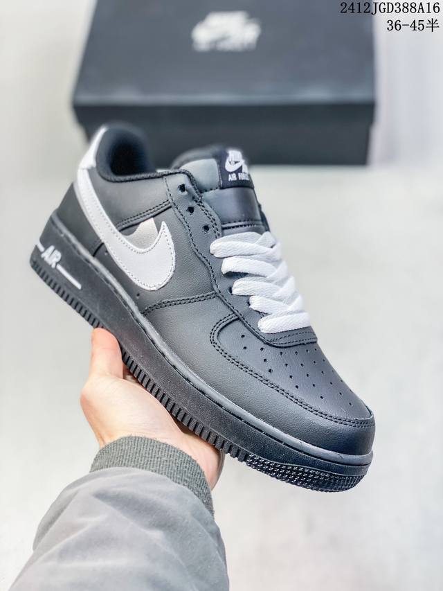 公司级带半码耐克nike Air Force 1 Mid 07 空军一号低帮百搭休闲运动板鞋。柔软、弹性十足的缓震性能和出色的中底设计，横跨复古与现代的外型结合