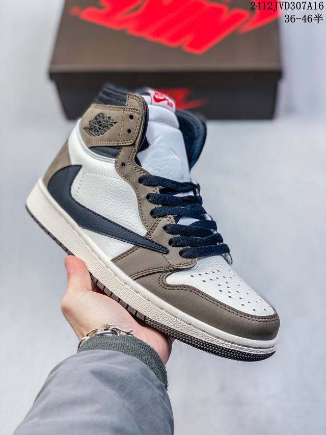 公司级 耐克 男女同款运动板鞋 Nike Air Jordan 1 Retro High Og 乔丹一代aj1 乔1 Aj1 篮球鞋复刻运动鞋。皮面高帮板鞋的设