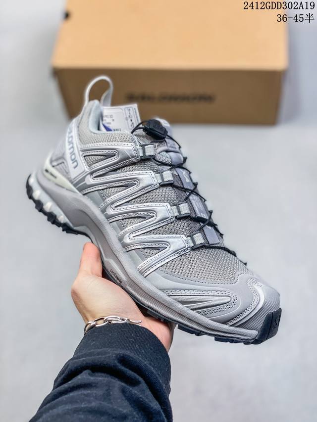 公司级salomon Xa Pro Xt-6 Ft萨洛蒙户外越野跑鞋 鞋面采用sensifit贴合技术 全方位贴合包裹脚型 鞋跟部鞋底牵引设计 提供强大的抓地性