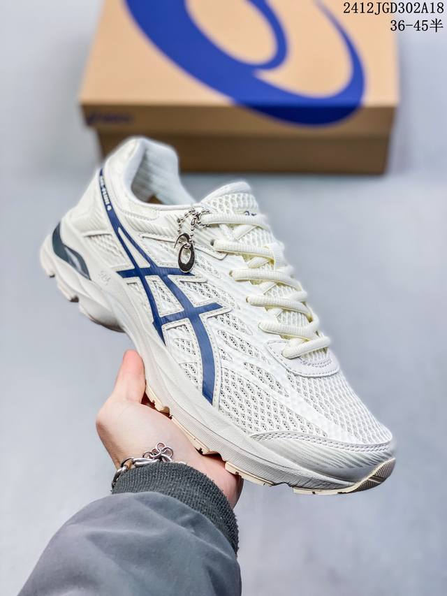 亚瑟士asics Cel-Cel-Flux 4复古单品 网面休闲透气跑步鞋 鞋款采用亚瑟士amplifoam科技 为运动中带来回弾性和轻量性感受 工程网眼鞋面提