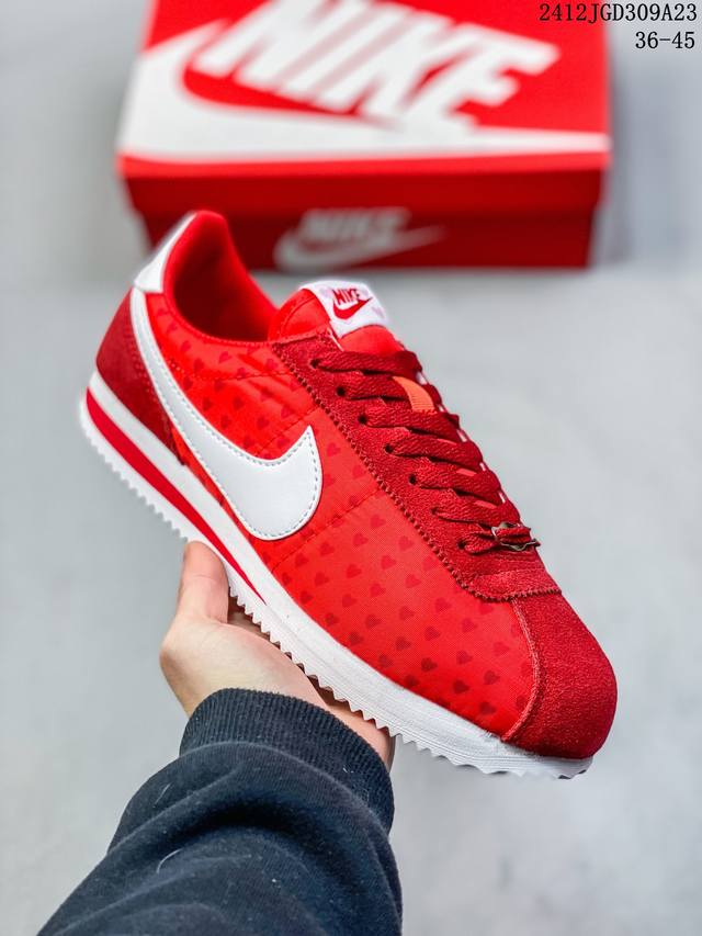 公司级nike Classic Cortez 耐克经典轻便舒适男子阿甘鞋休闲跑步鞋运动鞋 纯粹而执着的精神 使得cortez种在了一代人的心里 无论是否喜欢它复