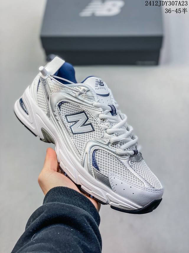 真标 新百伦 Nb530 New Balance 530 复跑古鞋nb530这鞋双确实是nb家经复典古款式之一，以全科新技诠释，成打功造530鞋款。鞋面保在持5