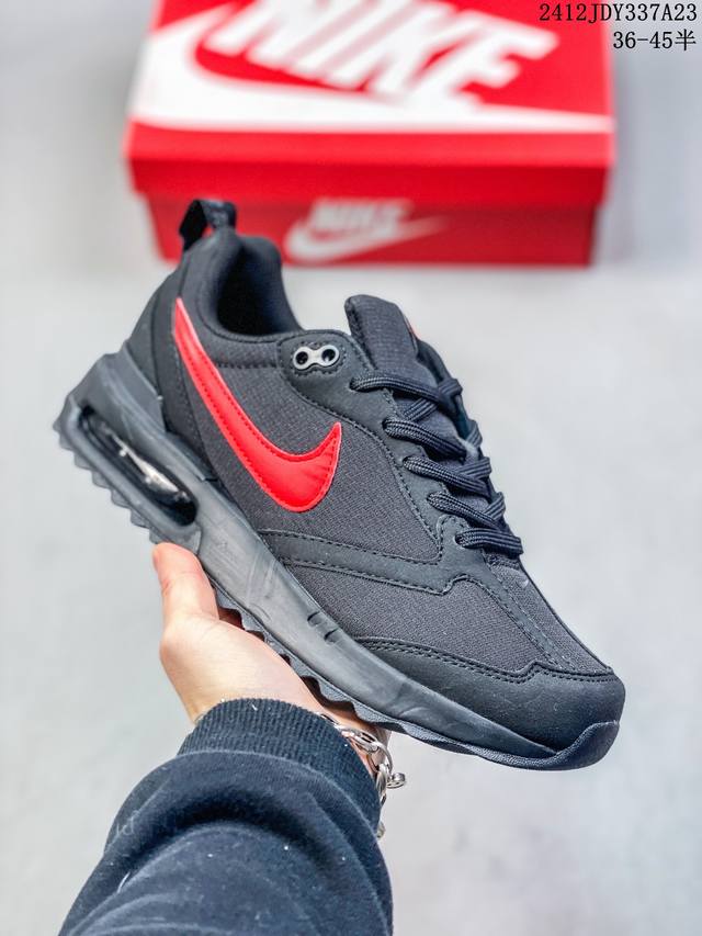 真标耐克nk Air Max Dawn 黎明系列低帮气垫百搭休闲运动慢跑鞋 采用柔软翻毛皮和透气梭织材料打造利落鞋面 中底和鞋跟融入现代感线条设计 兼具复古风格