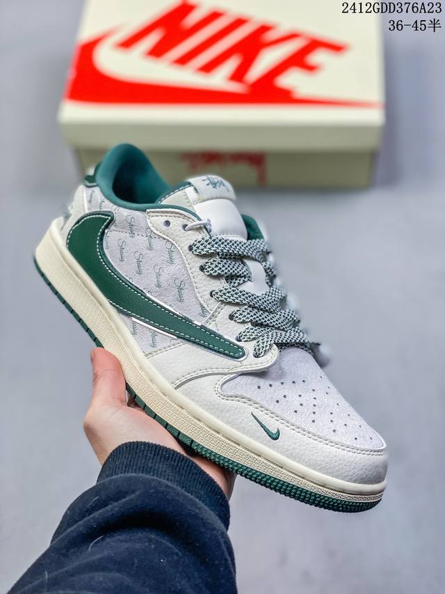 海外爆款限量发售！公司级 Travis Scott X Fragment Design X Jordan Air Jordan 1 Low Og Sp Lv联名