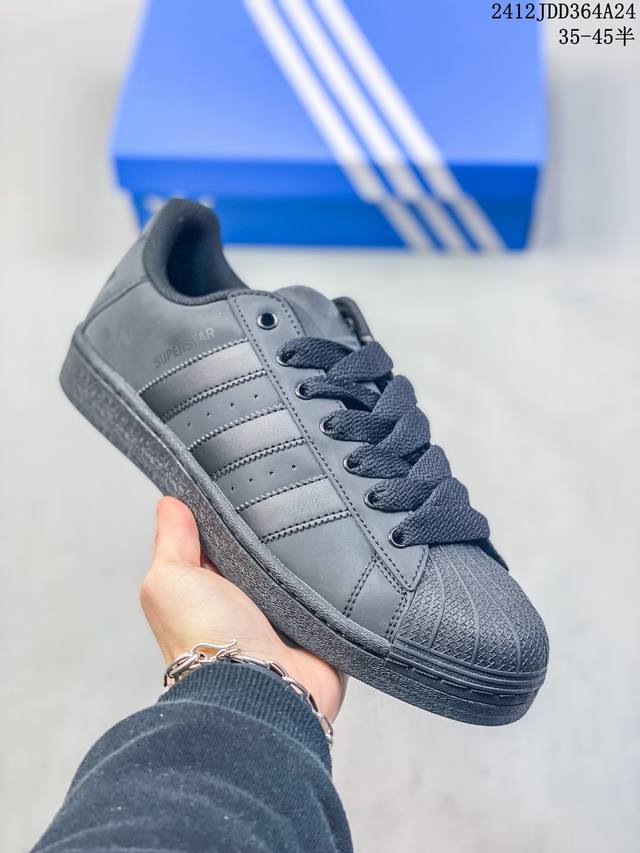 阿迪达斯 Adidas Superstar 三叶草经典贝壳头系列 新款休闲板鞋潮流男女士运动鞋 鞋面柔软皮革材质 标志性的贝壳鞋头，锯齿三条纹，简约的线条。就连