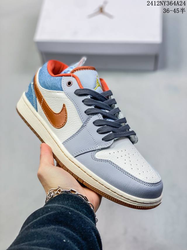 Jordan 乔丹 原比值一致厚实压手感这双aj也太小清新了，耐克nike Wmns Air Jordan 1 Low University Blue Aj1乔