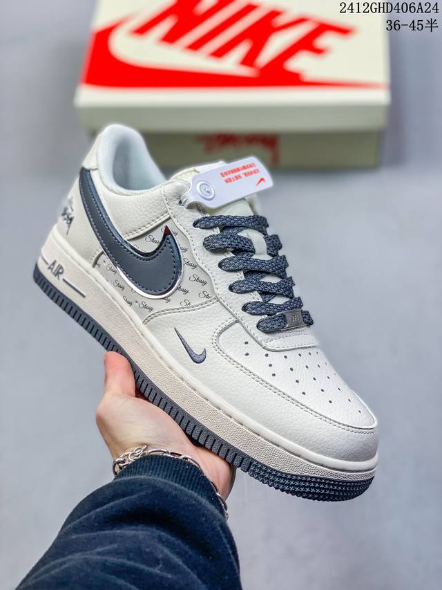 海外限量发售！公司级nike Air Force 1 '07 Low “斯图西联名--灰英文拼接”空军一号 低帮 运动鞋 休闲鞋 折边针车 工艺难度大 原楦头原