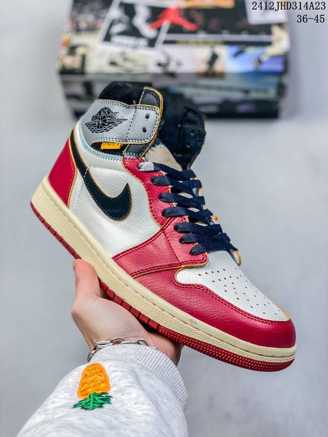 耐克nike Air Jordan 1 Mid“ Aj1 乔1代 乔丹一代 中高帮经典复古文化休闲运动篮球鞋采用头层皮与牛剖革鞋面材质#中底注胶 Id：12Jh