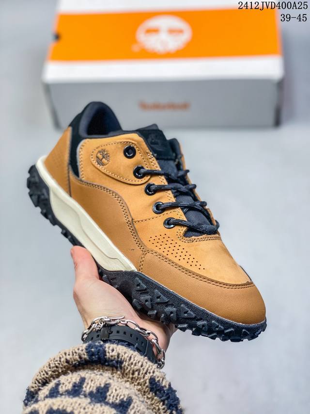 添柏岚天伯伦timberland 户外休闲时尚系列 广东大厂出品 全新工艺升级 原盒原包装 面料采用意大利进口细纹牛皮搭配防臭防腐真皮乳胶鞋垫给您完美的穿着体验