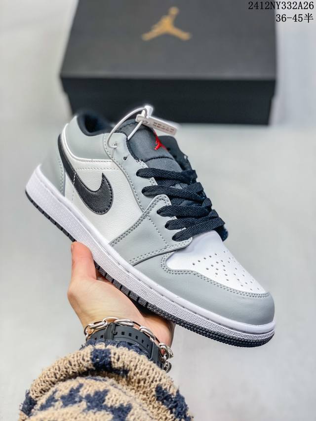 二层皮带半码 乔丹air Jordan 1 Low Aj1低帮系列篮球鞋 官方同步配色 原装级产物 尺码：36-45半 36-40半 编码：12Ny332A26