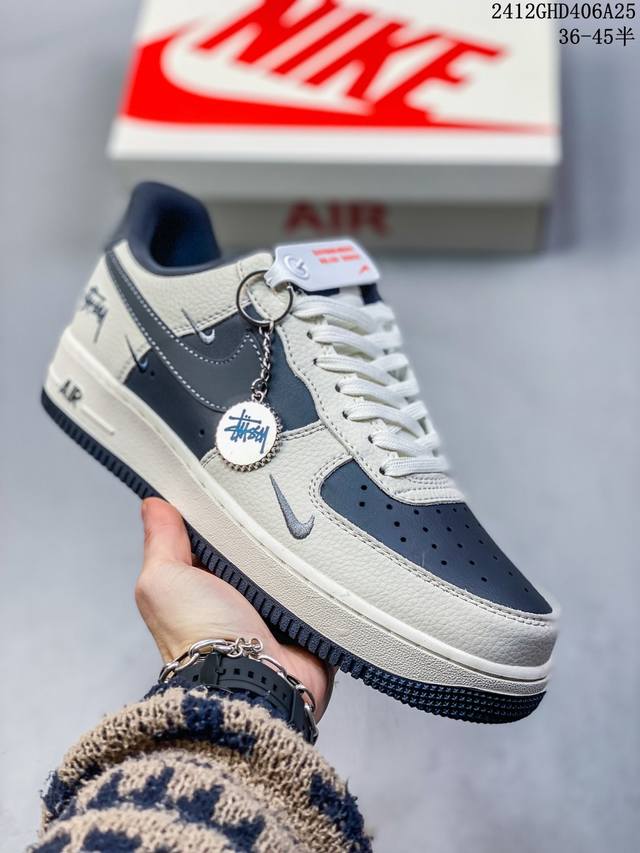 海外限量发售！公司级nike Air Force 1 '07 Low “Supreme联名--灰勾红小标”空军一号 低帮 运动鞋 休闲鞋 折边针车 工艺难度大