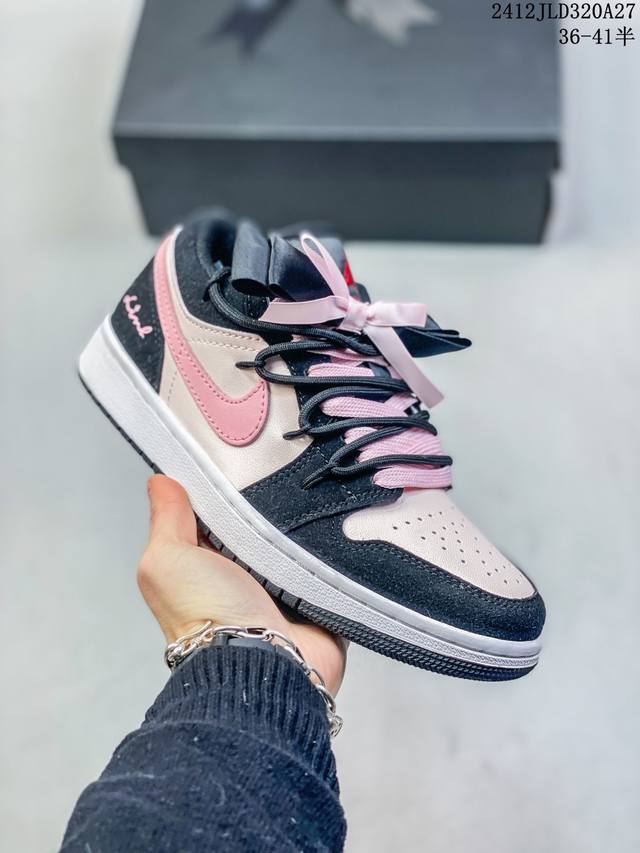 耐克 乔丹air Jordan 1 Low Aj1 乔1 乔丹1代aj1 解构绑带 双鞋带 低帮复古文化休闲运动篮球鞋。该鞋款从 1985 年元年款汲取设计灵感