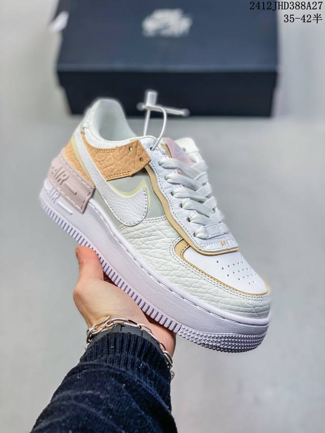 公司级耐克nike Wmns Air Force 1 Shadow全新少女系解构主义设计 马卡龙空军一号轻量增高低帮百搭板鞋 为经典设计注入玩味元素 分层结构、