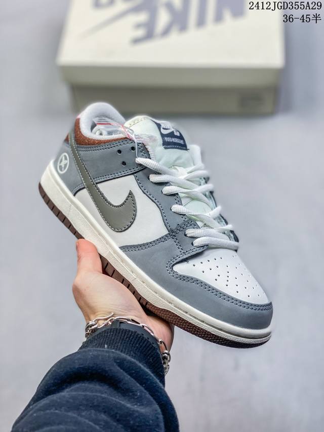 真标 耐克 Nike Dunk Low 板鞋 Sb系列经典百搭休闲运动板鞋，时尚滑板鞋。加厚鞋舌的填充，使舒适性大大提升，同时也更方便穿脱中底部分则加入了脚感柔