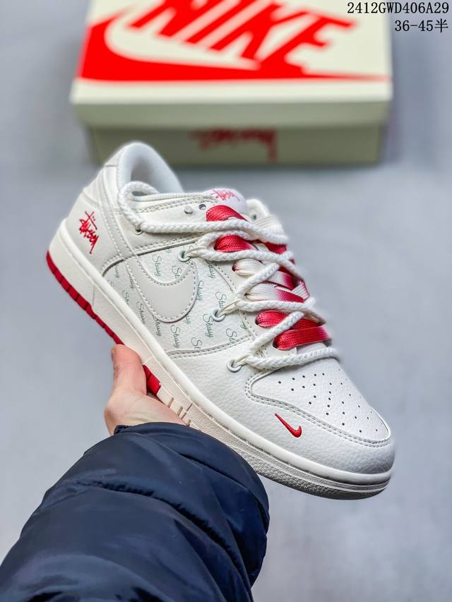 海外爆款限量发售！公司级 Nike Sb Dunk Low“斯图西联名 绑带白勾” 周年高端定制 低帮休闲板鞋 定制鞋盒 大厂纯原品质出货 超高清洁度 皮料切割