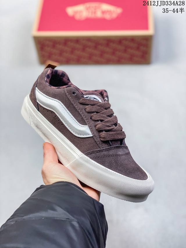 Vans Knu Skool 棕色 万斯低帮复古休闲硫化面包鞋 肥胖版大logo原版全皮猪八面料 货号：Vn000Cs0239 尺码：35 36 36.5 37