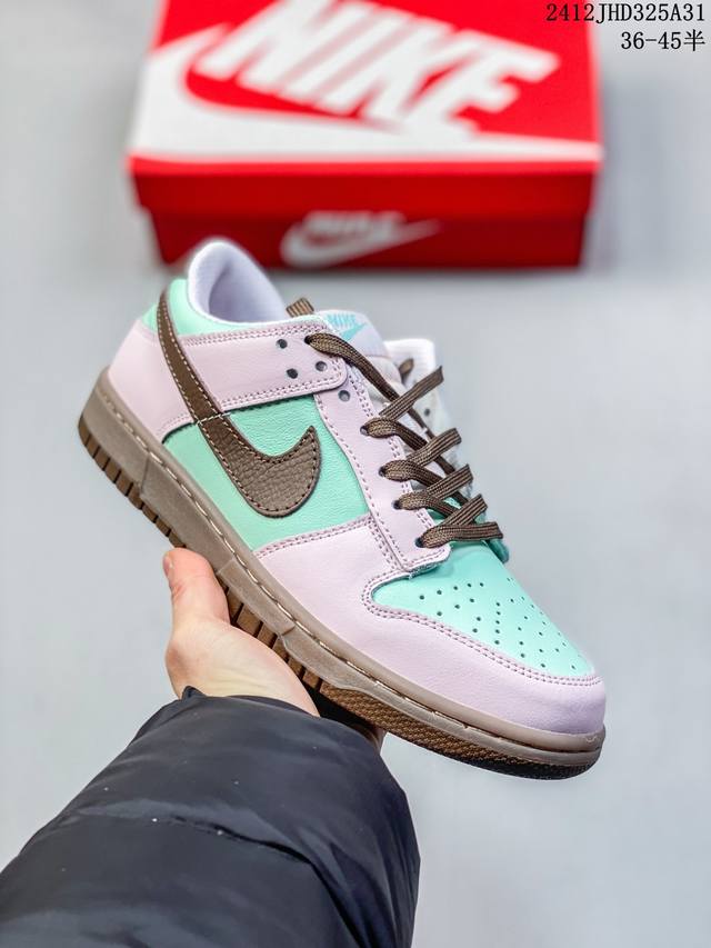 真标带半码 耐克nike Sb Dunk Low Sb 扣篮系列复古低帮休闲运动滑板板鞋。采用脚感柔软舒适zoomair气垫，有效吸 收滑板等极限运动在落地时带