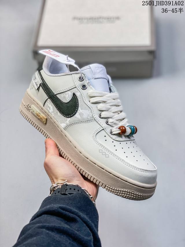 Nike Af1 耐克空军一号 Fa1系列透气孔设计 提供出众透气表现 泡棉鞋底搭载内嵌式 Air 缓震系统 无痕橡胶外底具备出色抓地力与耐穿性 鞋口衬垫技术