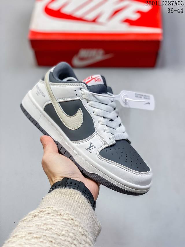 真标带半码 Lv耐克nike Sb Dunk Low Sb 扣篮系列复古低帮休闲运动滑板板鞋。采用脚感柔软舒适zoomair气垫，有效吸 收滑板等极限运动在落地