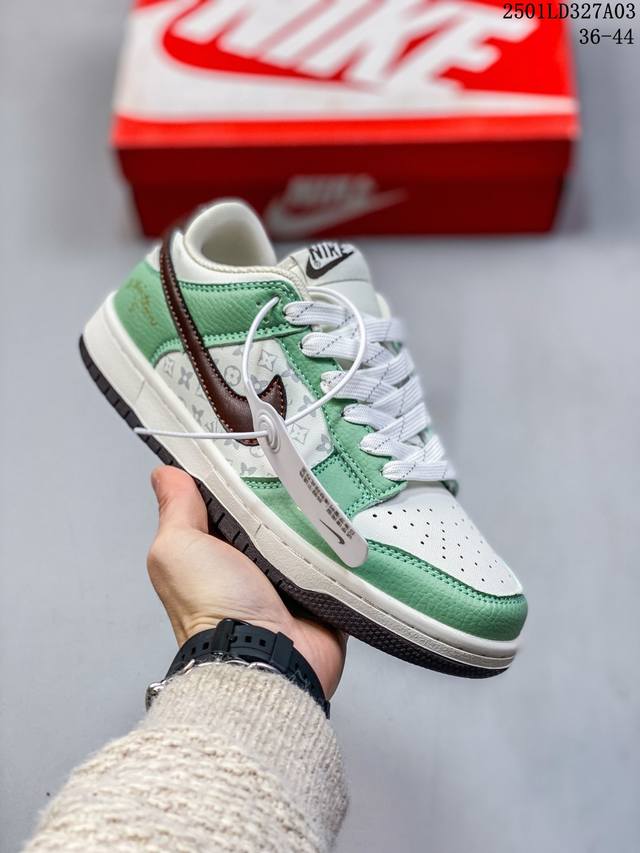 真标带半码 Lv耐克nike Sb Dunk Low Sb 扣篮系列复古低帮休闲运动滑板板鞋。采用脚感柔软舒适zoomair气垫，有效吸 收滑板等极限运动在落地