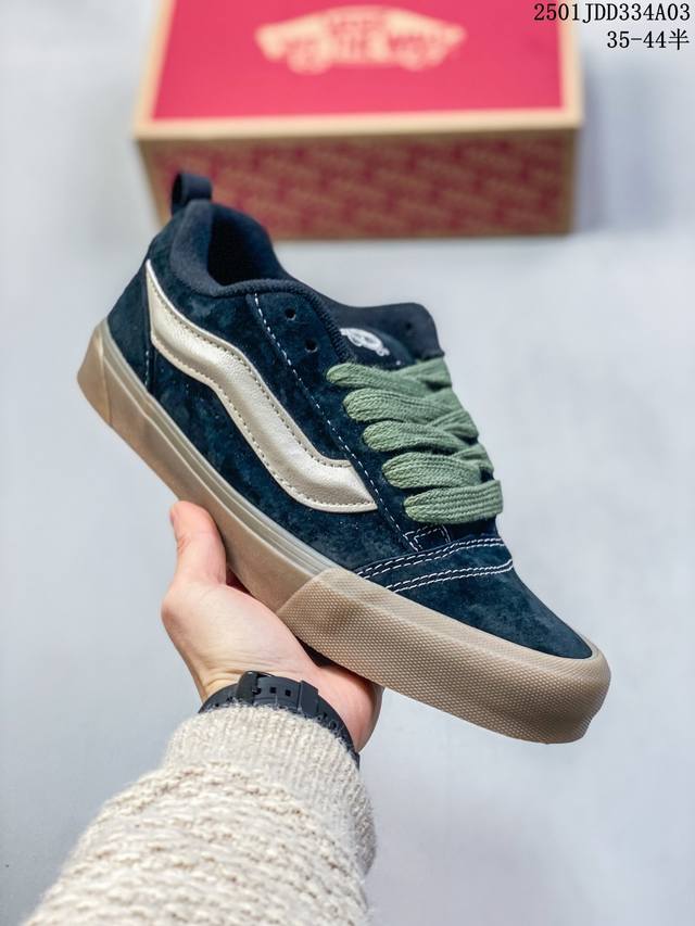 Vans Knu Skool 棕色 万斯低帮复古休闲硫化面包鞋 肥胖版大logo原版全皮猪八面料 货号：Vn000Cs0239 尺码：35 36 36.5 37