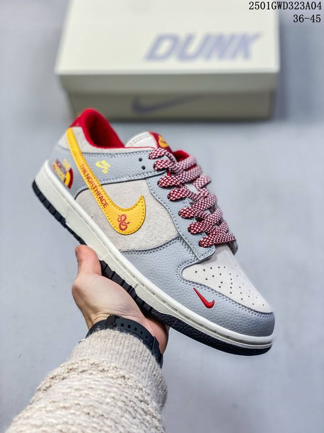 海外爆款限量发售！公司级 Nike Sb Dunk Low“蛇年系列 老花红勾” 周年高端定制 低帮休闲板鞋 定制鞋盒 大厂纯原品质出货 超高清洁度 皮料切割干