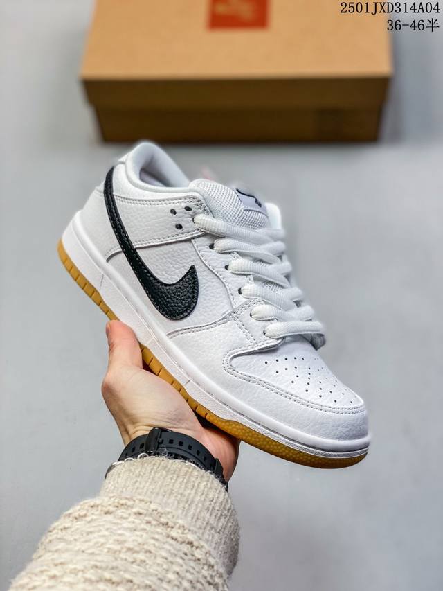 真标带半码 Lv耐克nike Sb Dunk Low Sb 扣篮系列复古低帮休闲运动滑板板鞋。采用脚感柔软舒适zoomair气垫，有效吸 收滑板等极限运动在落地